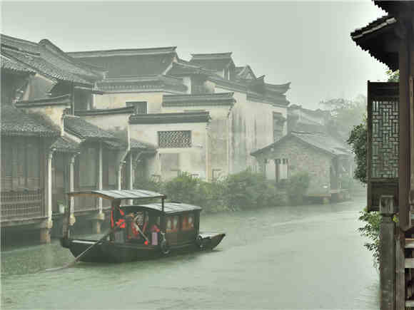 美CRY 4月值得一赏的雨中美景