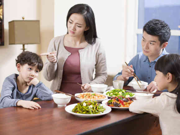 积食很遭罪 该给宝宝消消食了